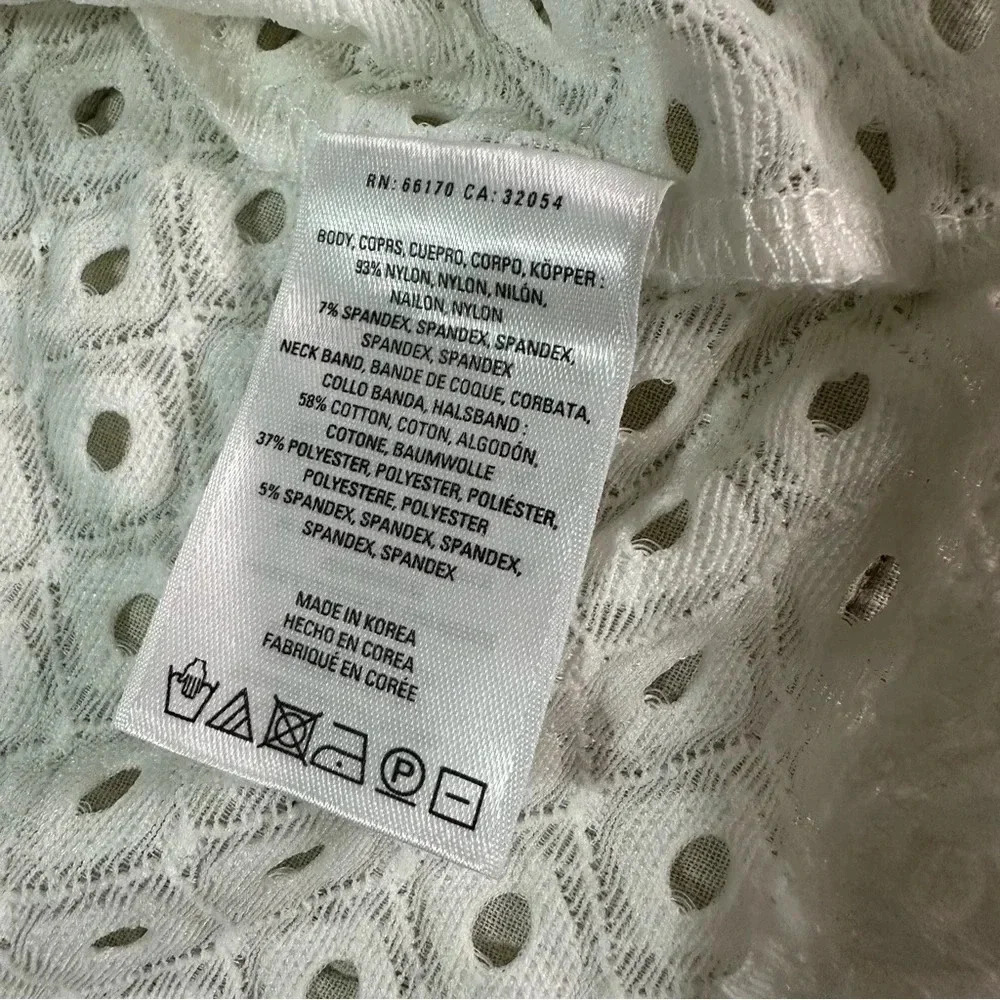 Anthropologie Postmark M White Chantal
Eyelet Top Black Short Sleeve Top - Picture 8 of 9
